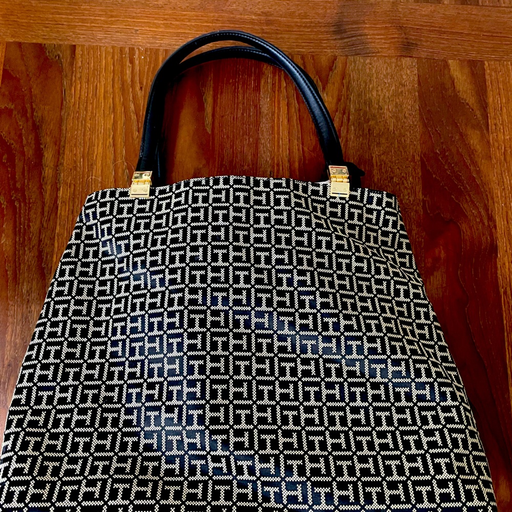 Tommy Hilfiger monogram shoulder bag purse.